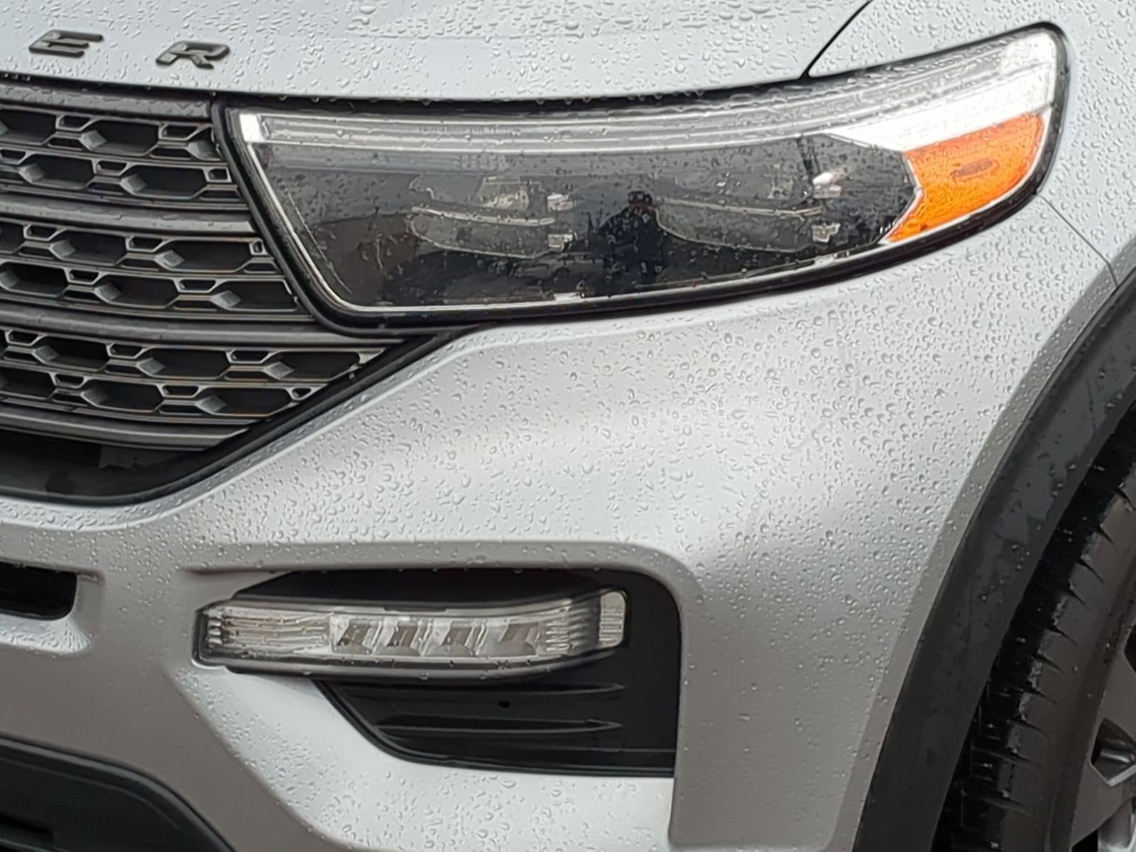 Used 2022 Ford Explorer XLT w/ Equipment Group 202A AWD/4WD image 15