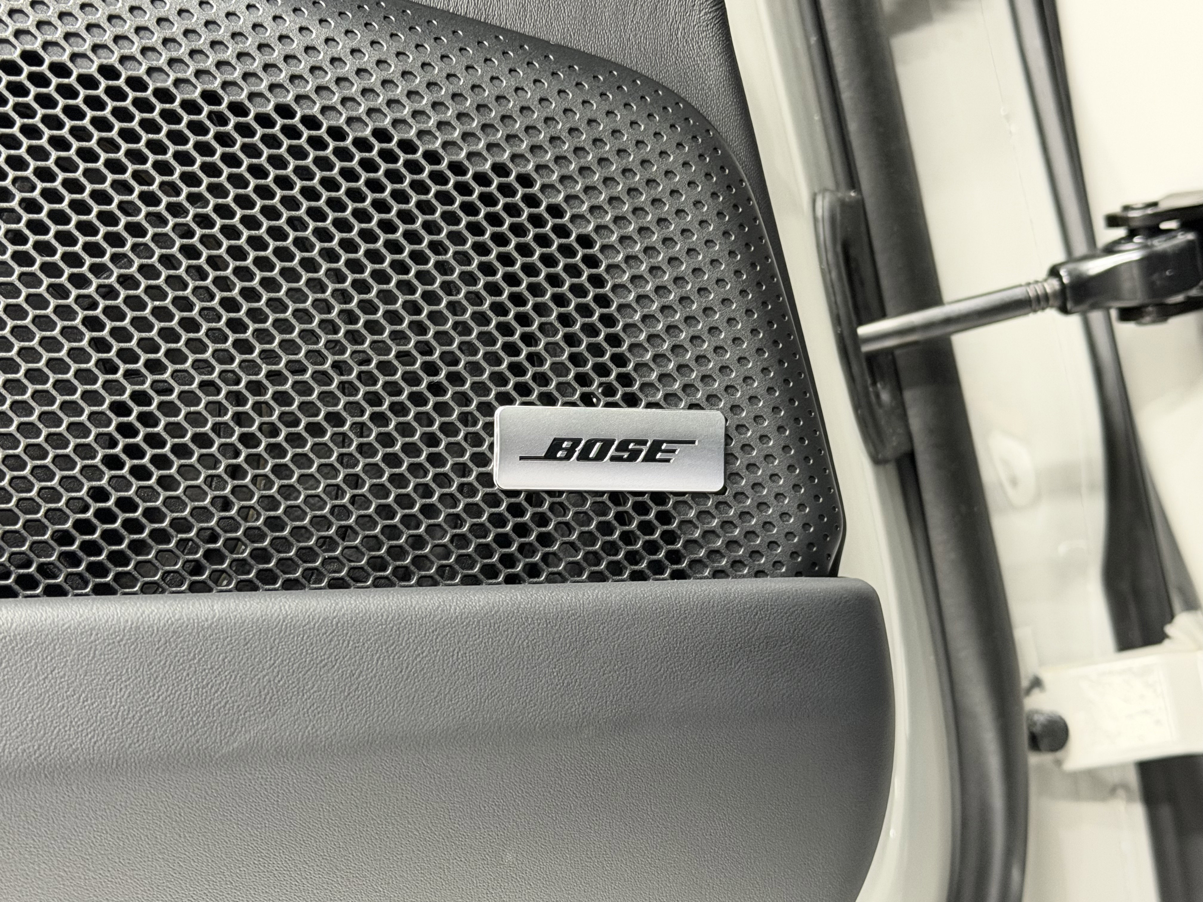 Used 2025 Porsche Panamera Turbo S image 30