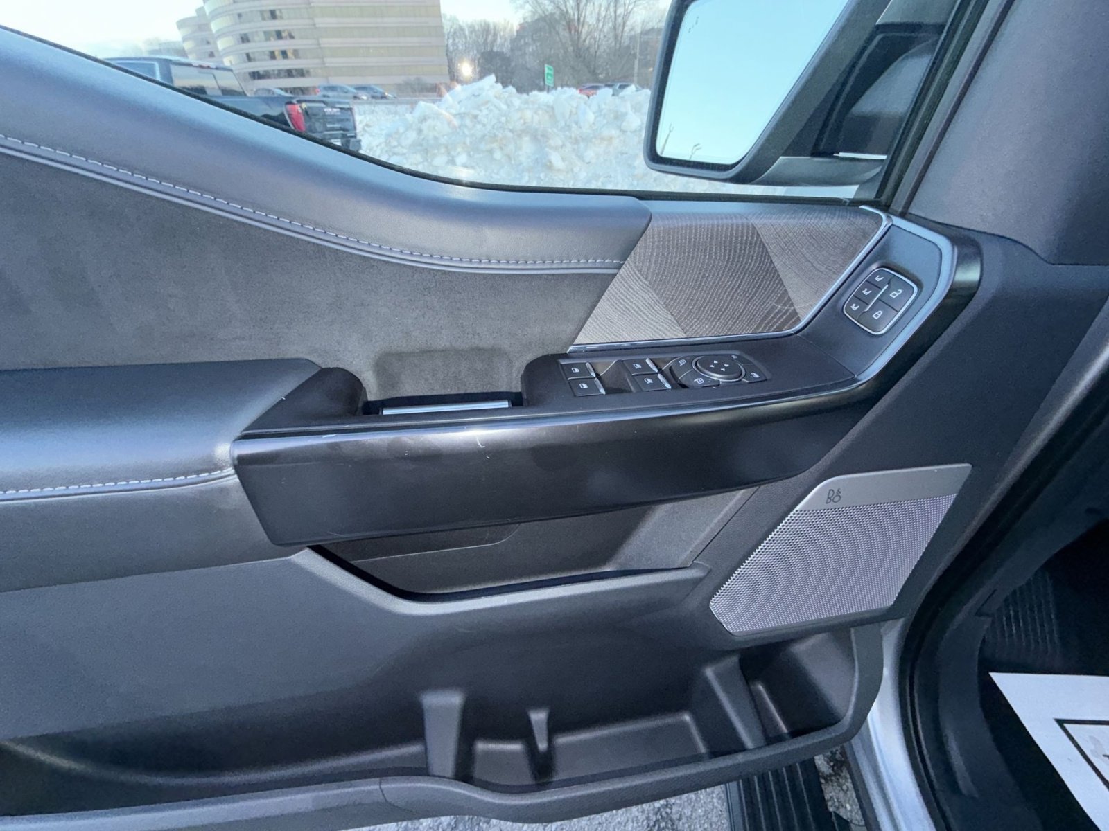 Used 2022 Ford F150 Platinum image 15