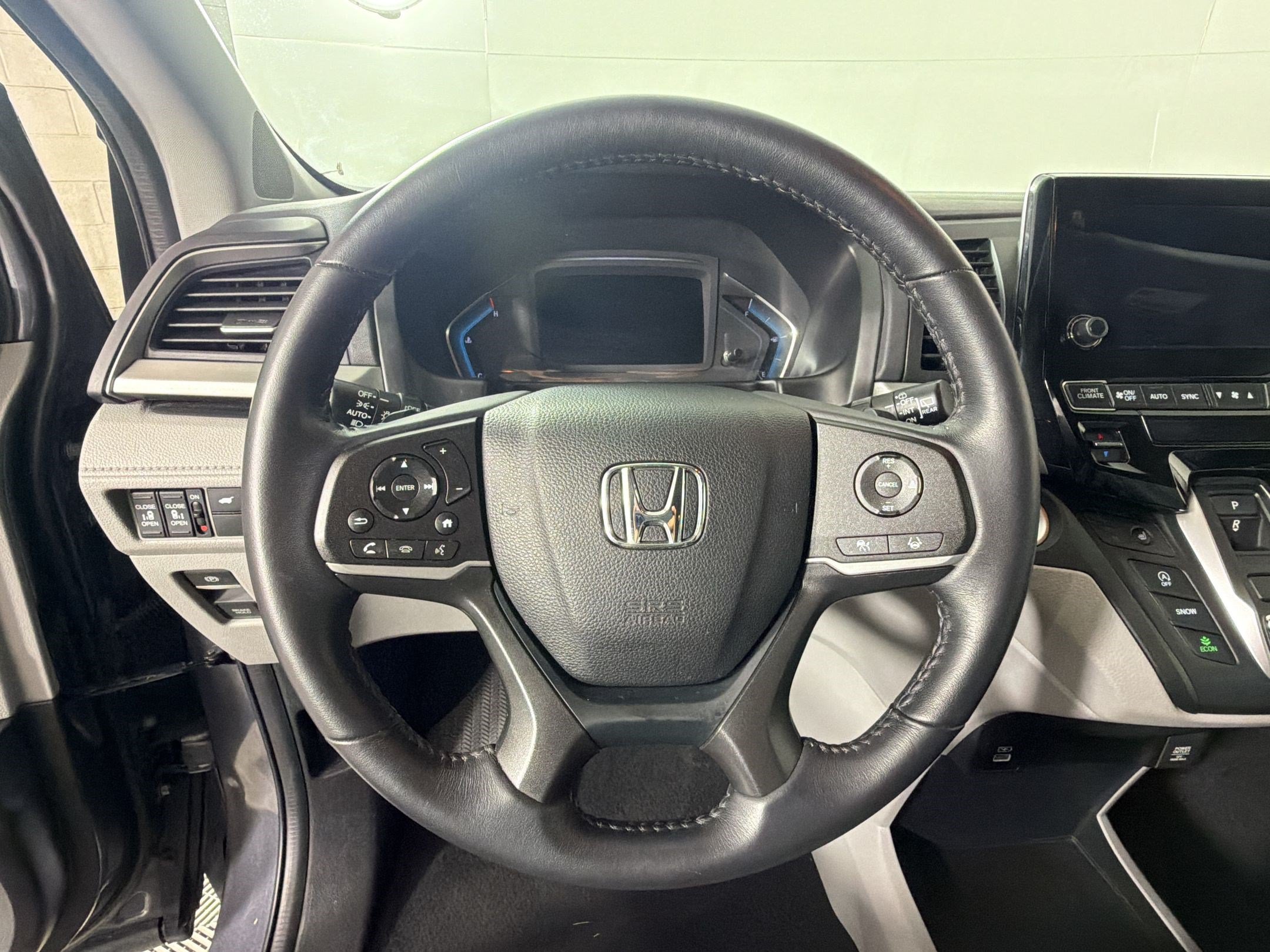 Used 2023 Honda Odyssey EX-L image 18