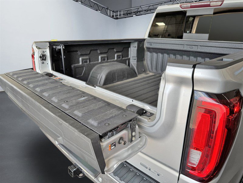 Used 2019 GMC Sierra 1500 SLT w/ SLT Premium Plus Package AWD/4WD image 8