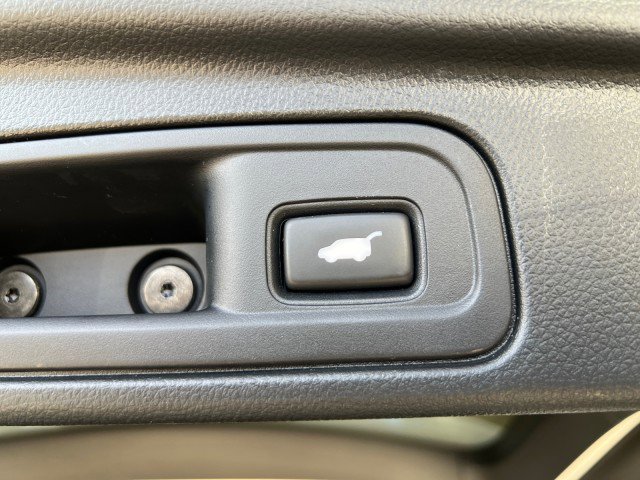 Used 2022 Honda Pilot Special Edition image 13