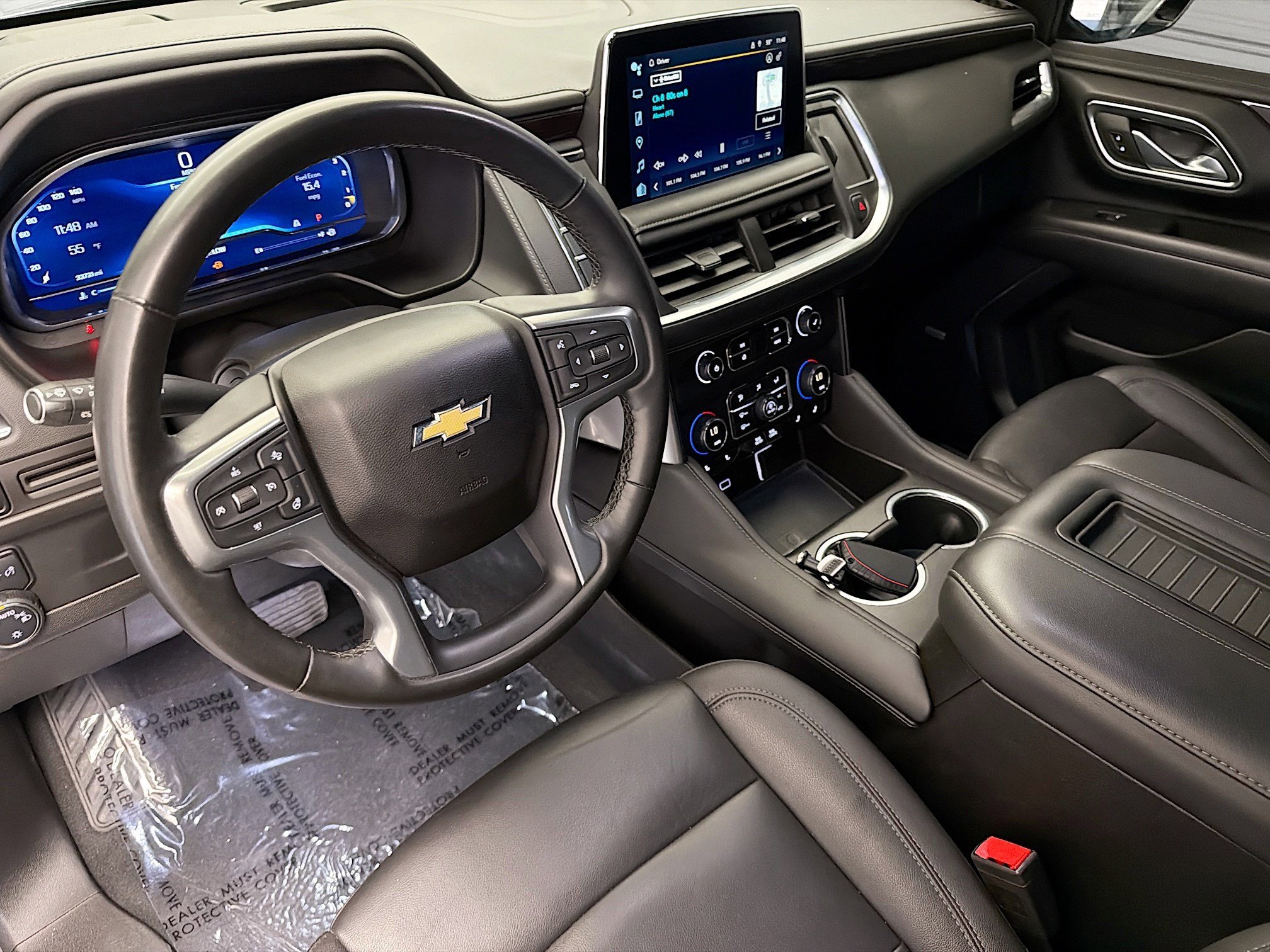 Used 2024 Chevrolet Tahoe LT w/ Luxury Package RWD image 7