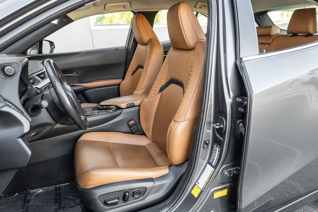 Used 2022 Lexus UX 200 image 11
