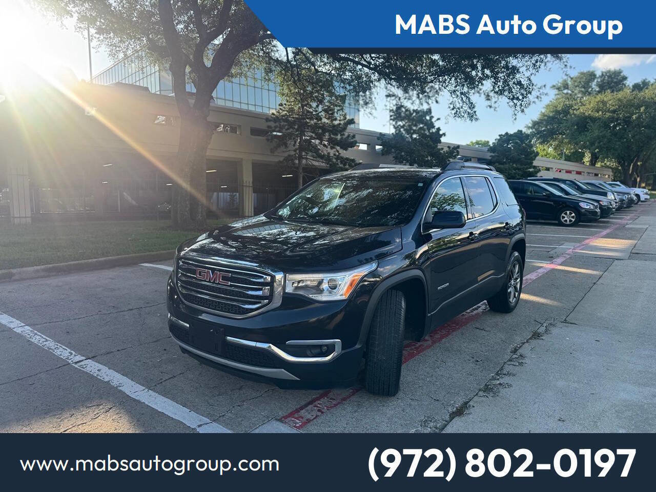 Used 2018 GMC Acadia SLT FWD image 1