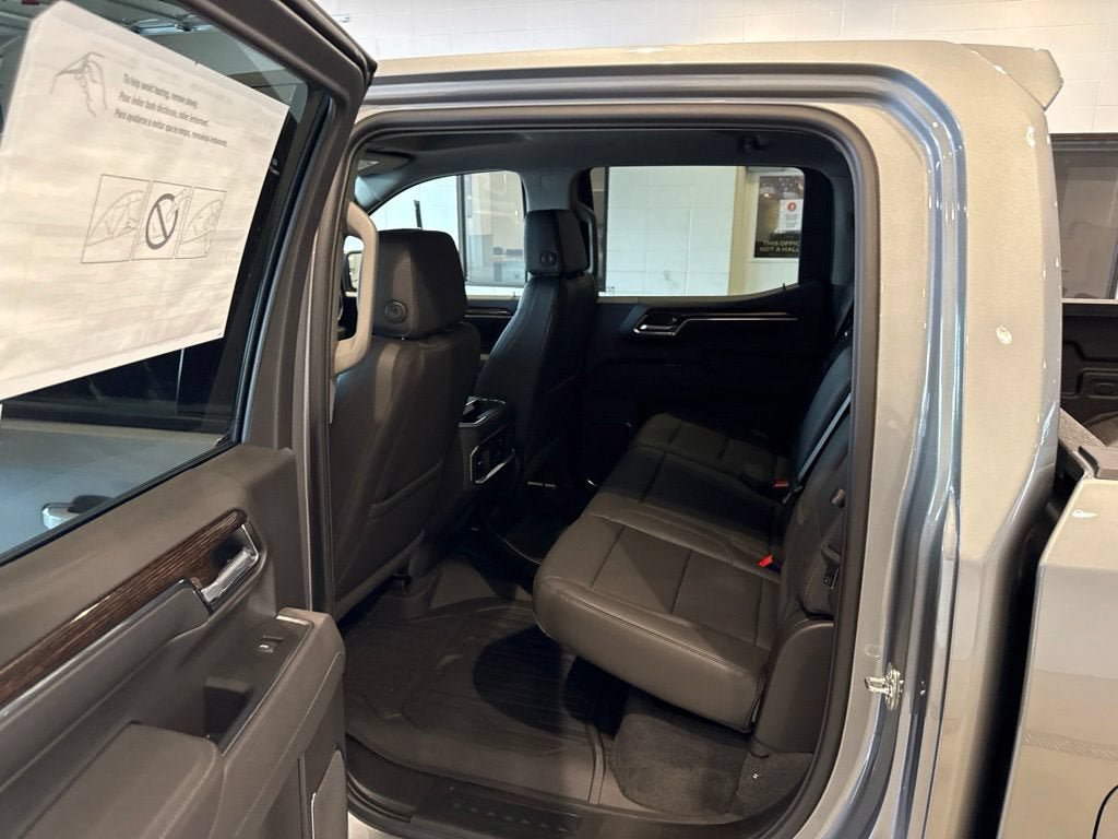 New 2026 GMC Sierra 1500 Elevation w/ Elevation Premium Package AWD/4WD image 18