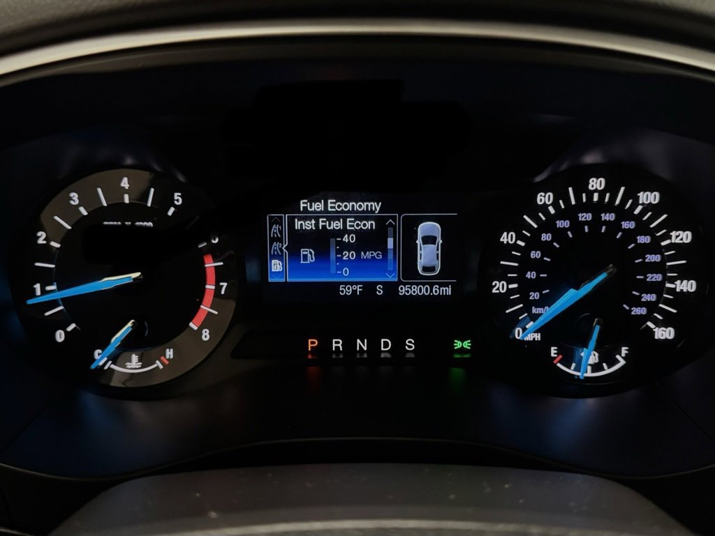 Used 2015 Ford Fusion SE image 23