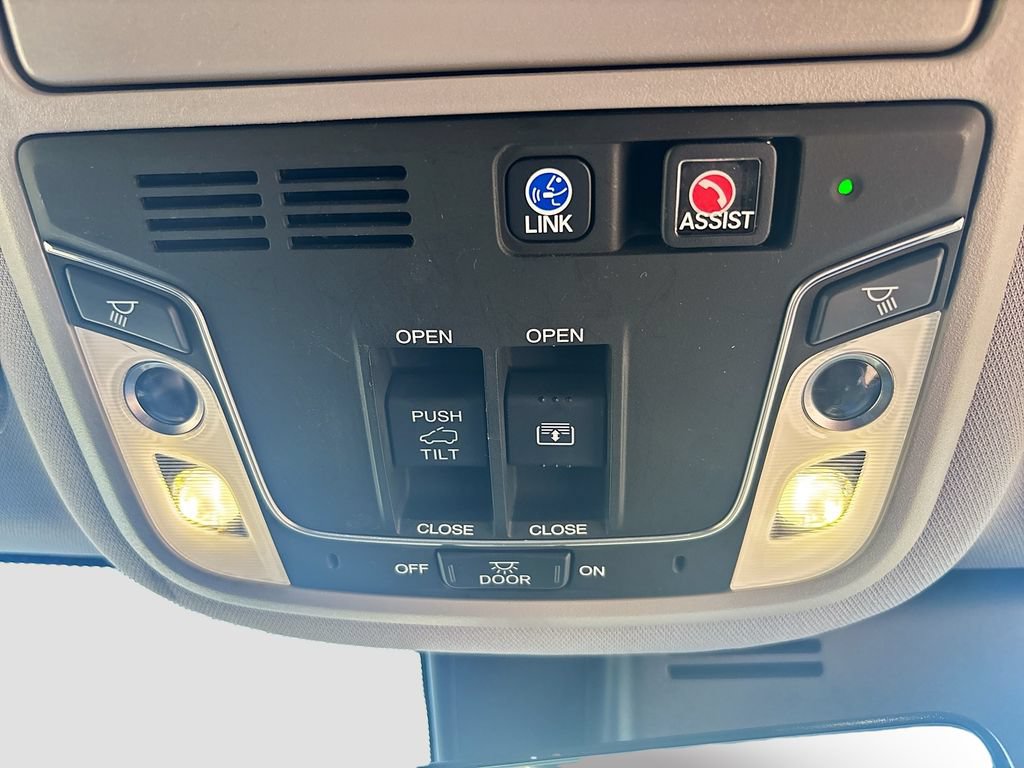 Used 2019 Honda Pilot Elite image 42