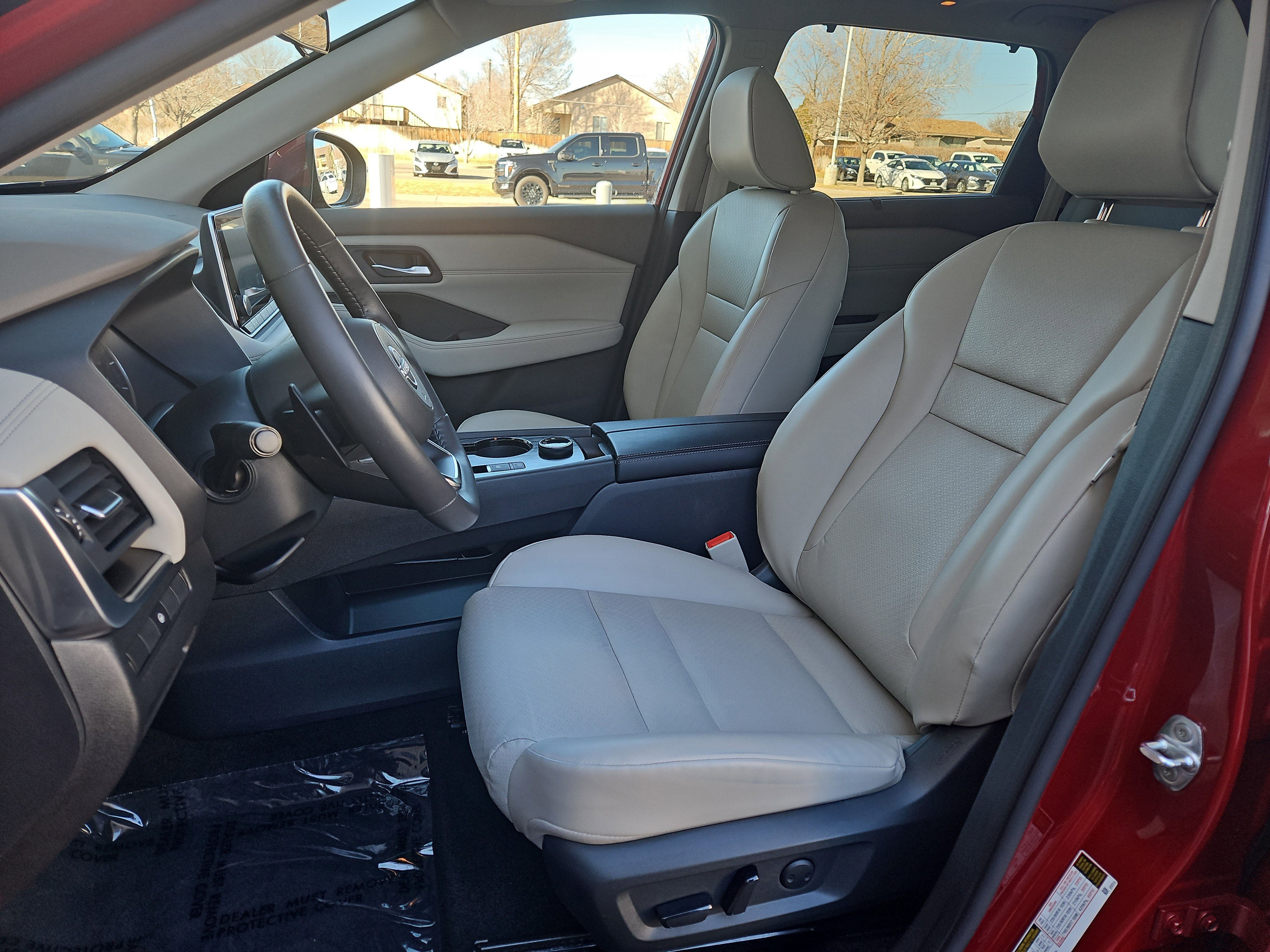 Used 2023 Nissan Rogue SV w/ SV Premium B Package AWD/4WD image 8