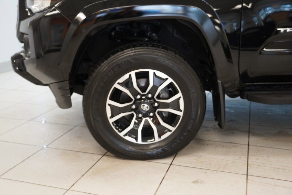 Used 2023 Toyota Tacoma TRD Sport image 19