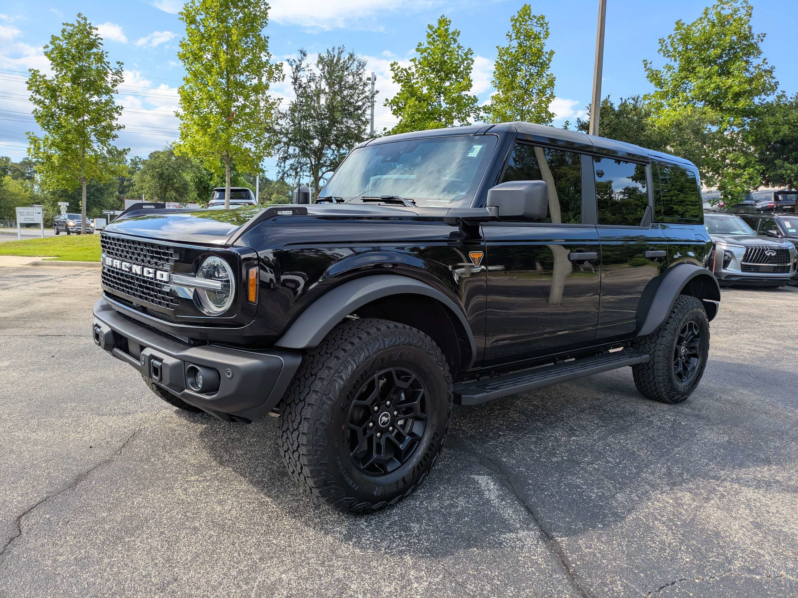 Used 2026 Ford Bronco Badlands AWD/4WD image 8