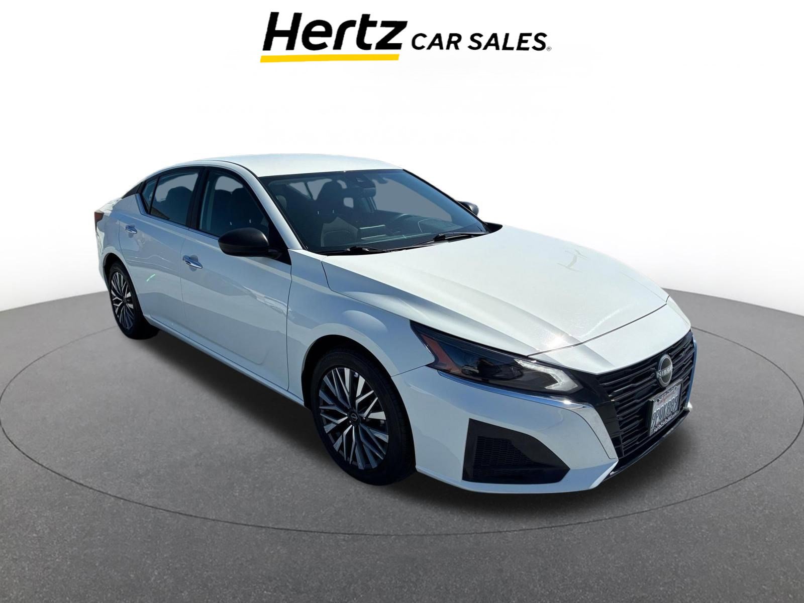 Used 2025 Nissan Altima 2.5 SV FWD image 1