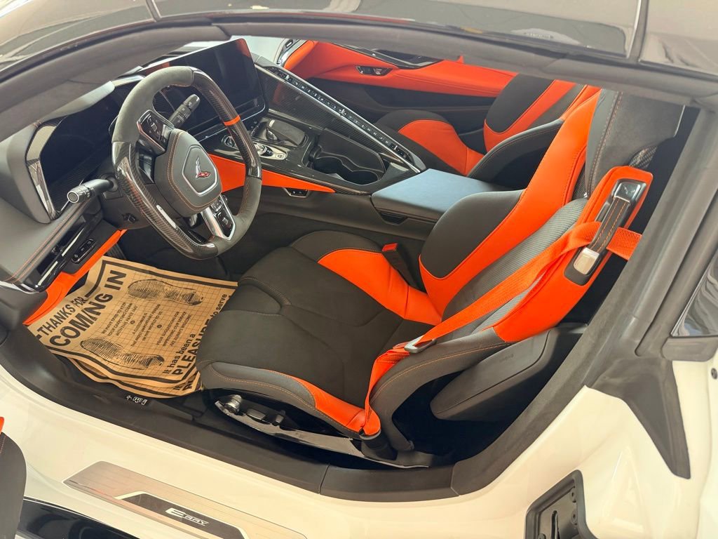 Used 2025 Chevrolet Corvette E-Ray w/ Stealth Interior Trim Package AWD/4WD image 8
