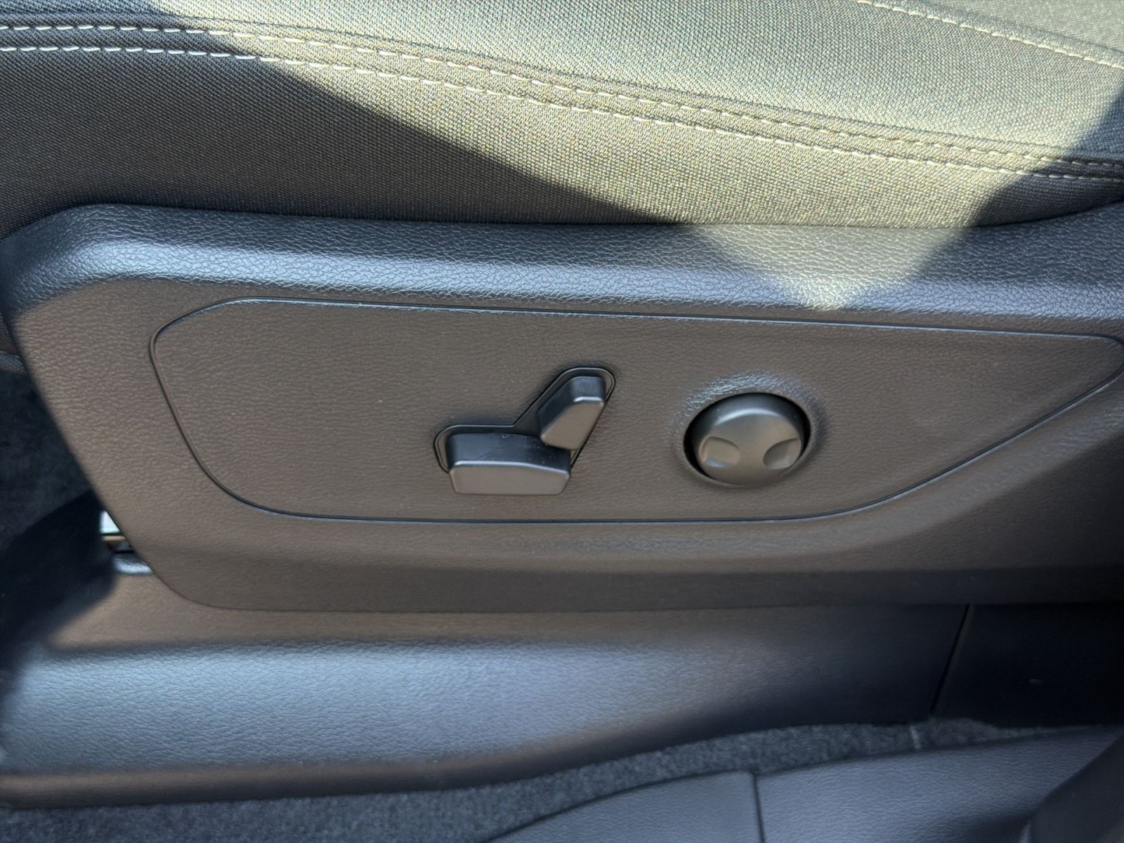 New 2026 RAM 1500 Big Horn AWD/4WD image 14