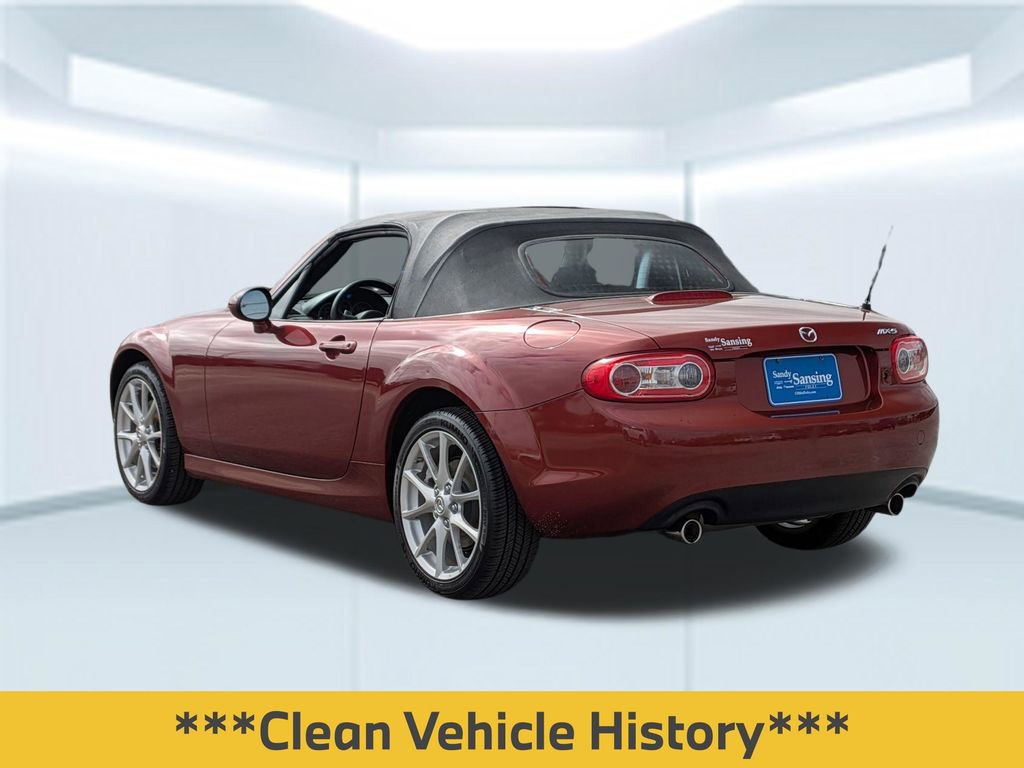 Used 2010 MAZDA MX-5 Miata Touring image 4