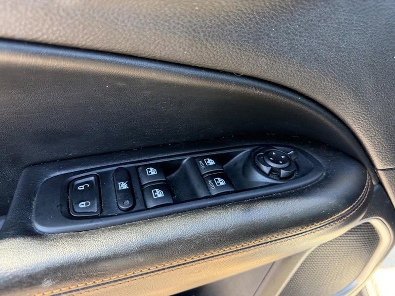 Used 2021 Jeep Compass Limited image 16