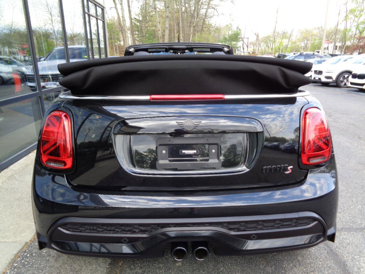 Used 2024 MINI Cooper S FWD image 6
