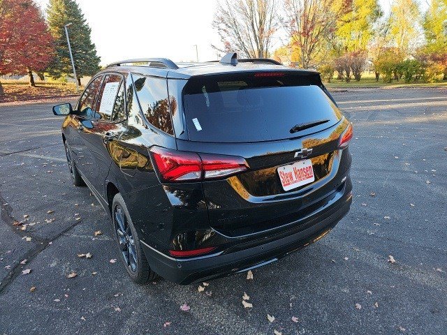 Used 2024 Chevrolet Equinox RS image 3