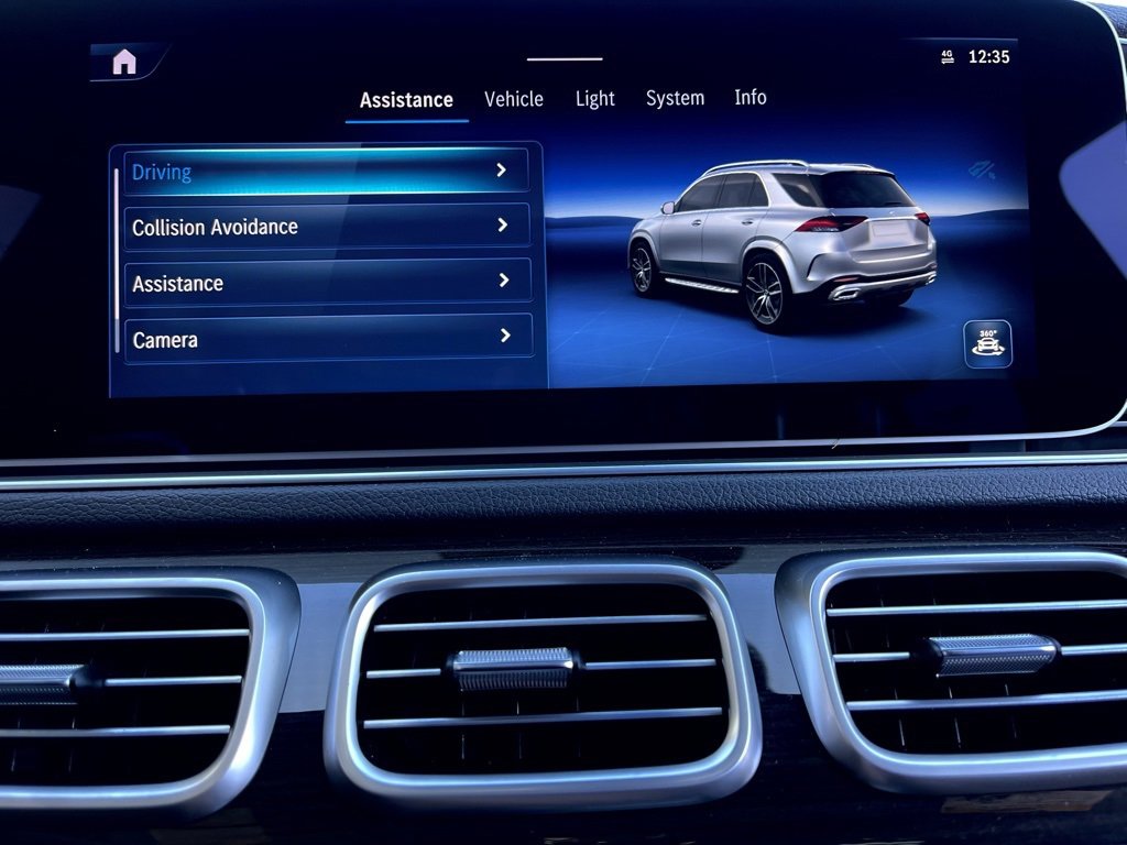 Used 2025 Mercedes-Benz GLE 450e 4MATIC image 33