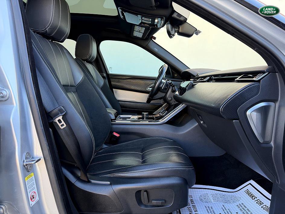 Used 2019 Land Rover Range Rover Velar R-Dynamic SE image 10
