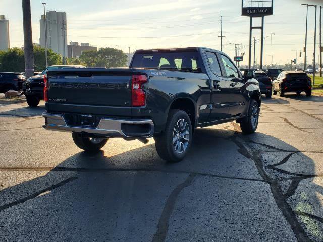 New 2026 Chevrolet Silverado 1500 LT image 2