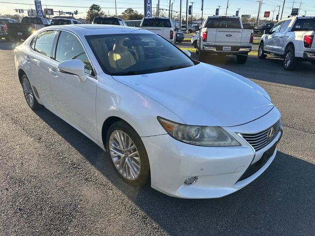 Used 2013 Lexus ES 350 w/ Luxury Pkg image 3