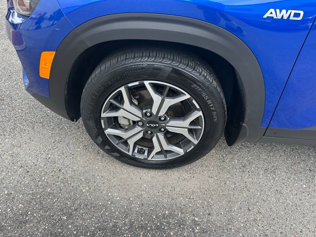 Used 2023 Kia Seltos EX image 10