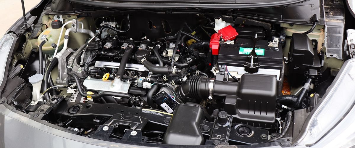 Used 2024 Nissan Versa S w/ Trunk Package FWD image 55