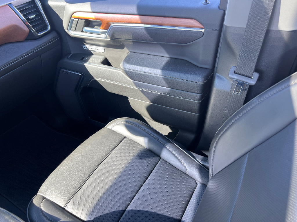 Used 2022 GMC Sierra 1500 Denali AWD/4WD image 19