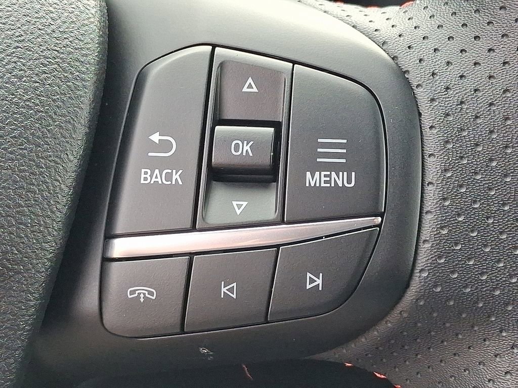 Used 2025 Ford Escape ST-Line image 23