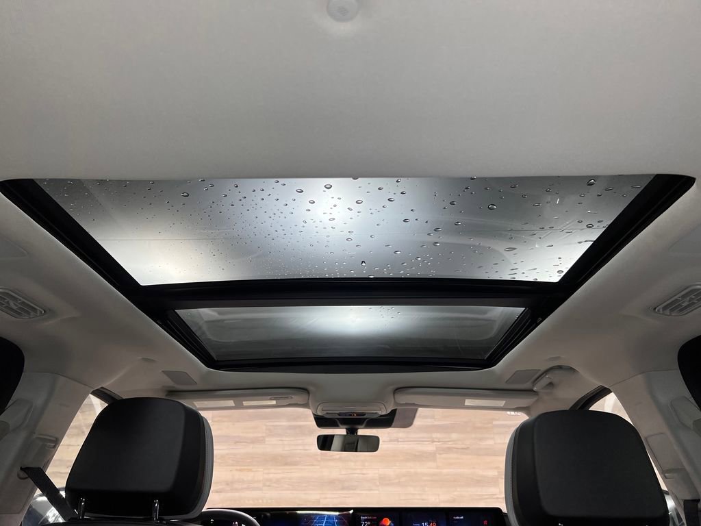 Used 2025 Lincoln Navigator L Reserve image 15