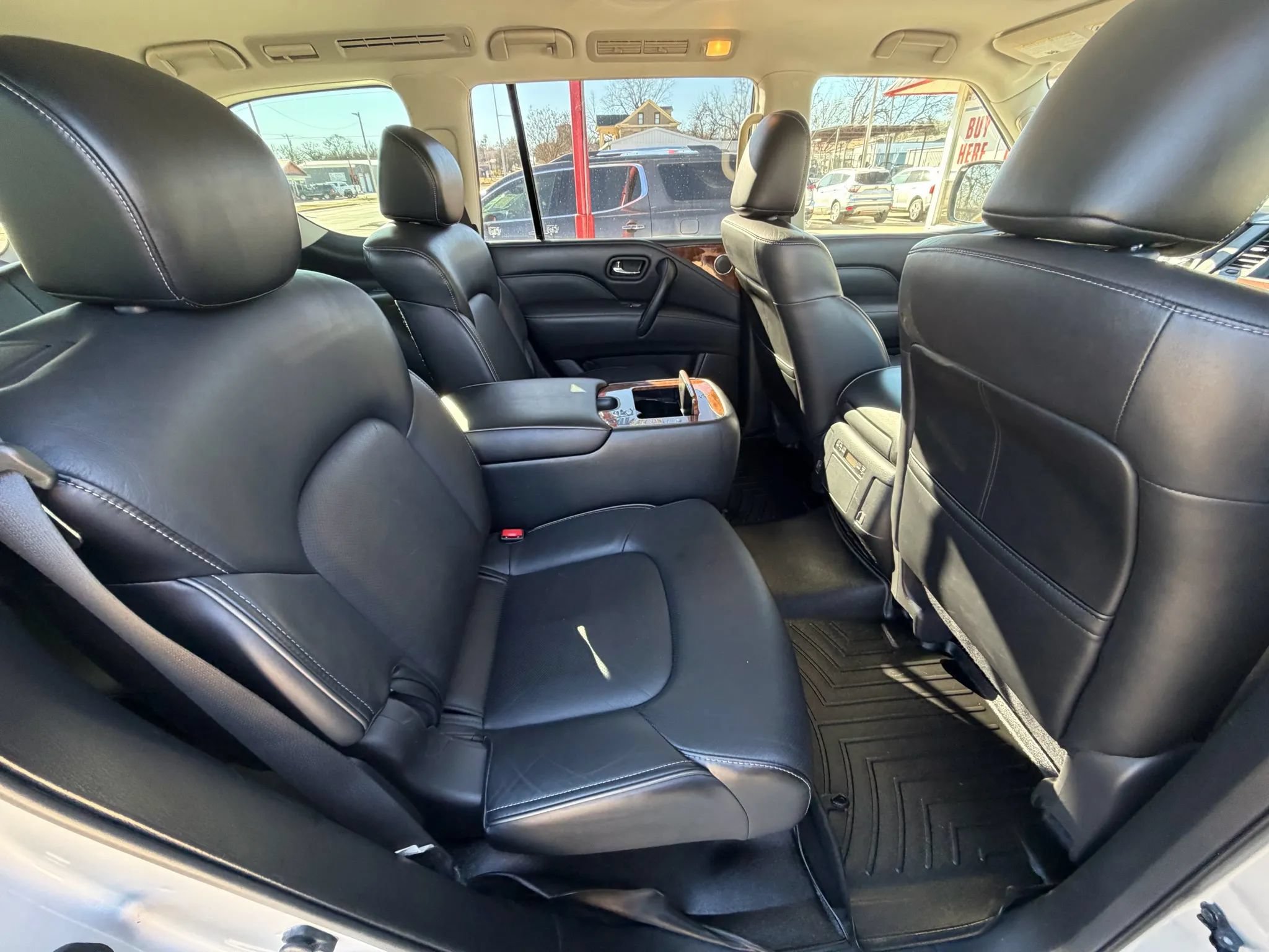 Used 2018 INFINITI QX80 4WD w/ Driver Assistance Package image 16