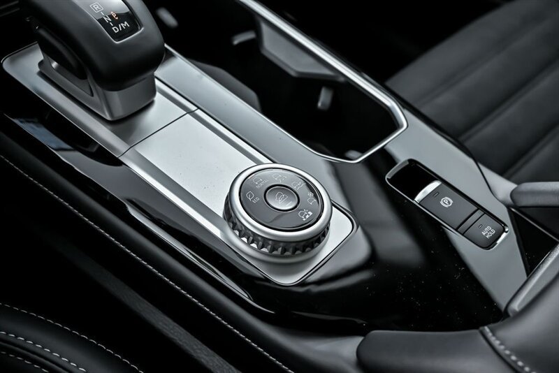 New 2025 Mitsubishi Outlander AWD image 25
