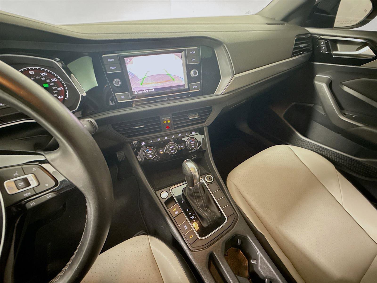 Used 2019 Volkswagen Jetta R-Line image 3