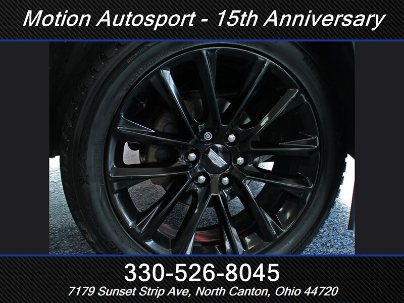 Used 2020 Cadillac Escalade Luxury w/ Escalade Sport Edition AWD/4WD image 38