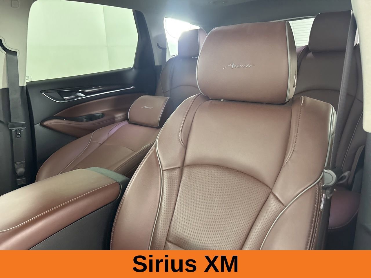 Used 2021 Buick Enclave Avenir w/ Avenir Technology Package image 13