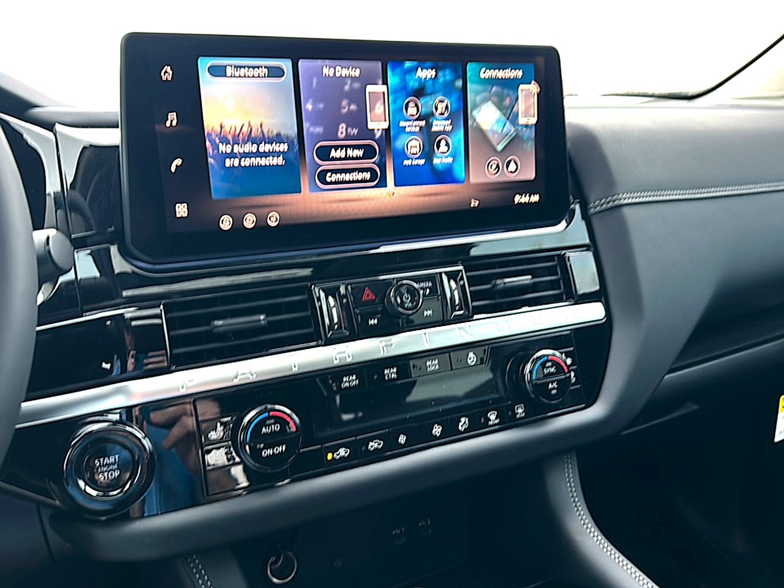 New 2026 Nissan Pathfinder Platinum AWD/4WD image 23