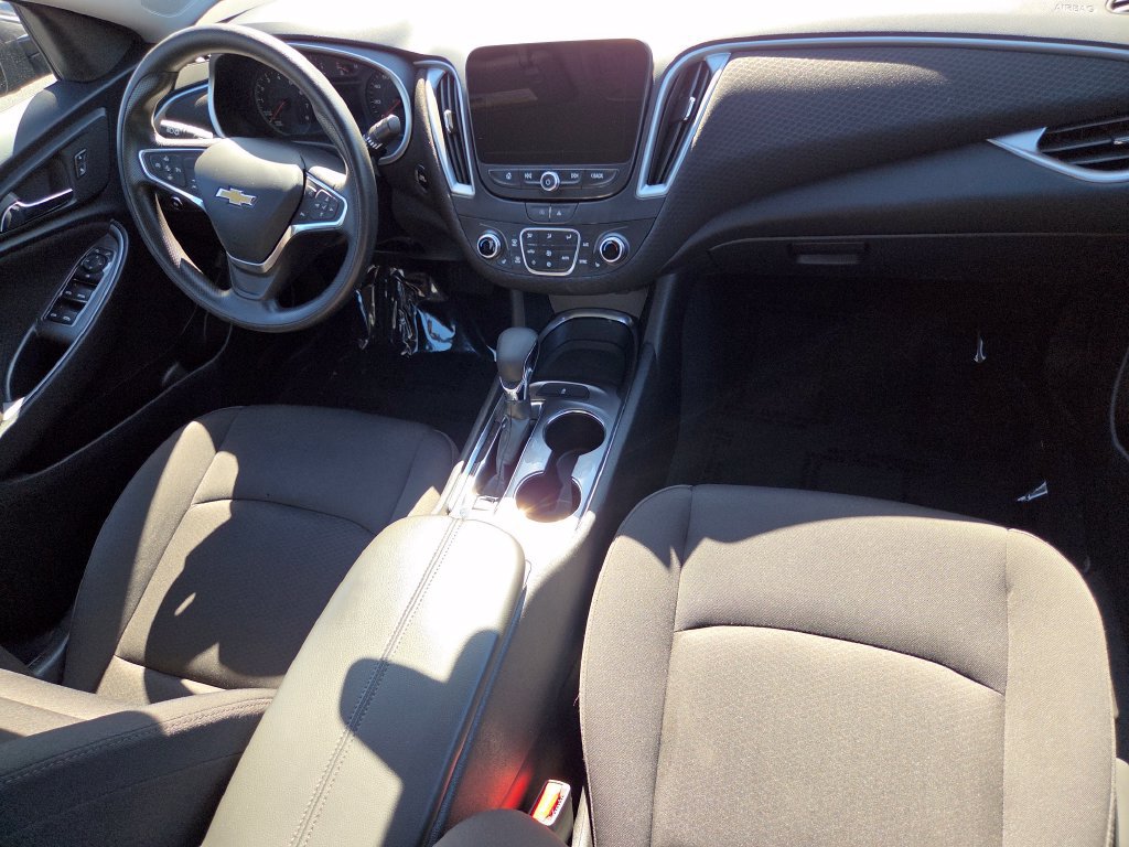 Used 2023 Chevrolet Malibu LT FWD image 25