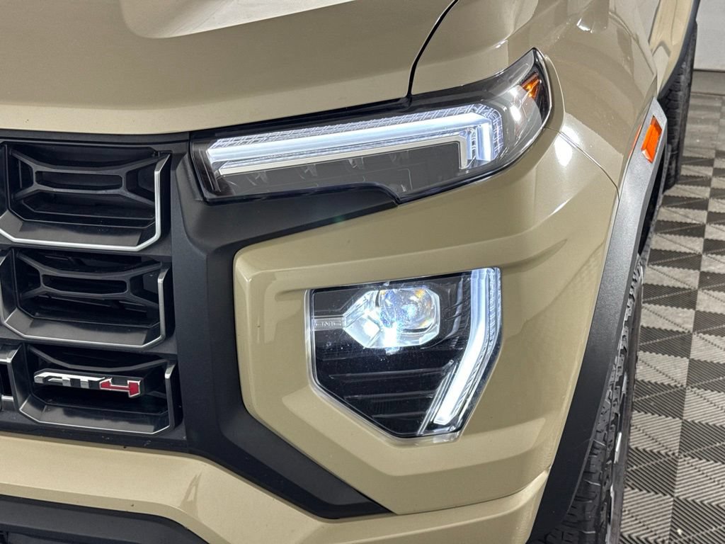 Certified 2023 GMC Canyon AT4 w/ AT4 Premium Package AWD/4WD image 49