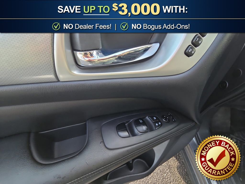 Used 2017 Nissan Pathfinder SL w/ SL Premium Package FWD image 16
