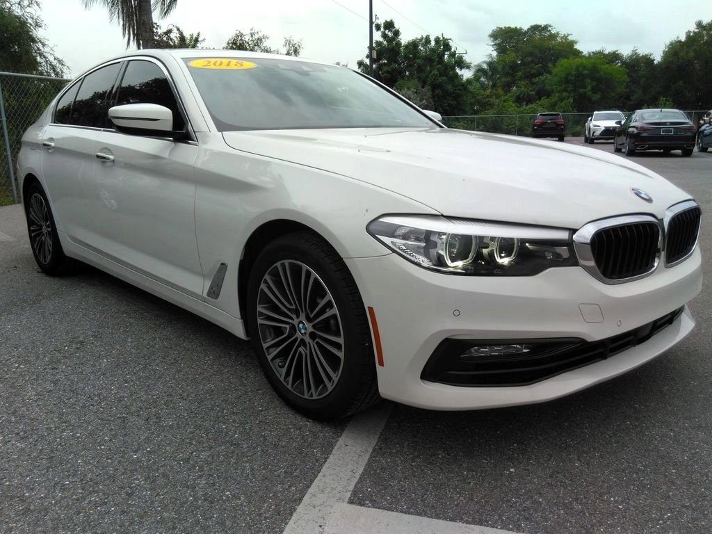Used 2018 BMW 540i RWD image 3