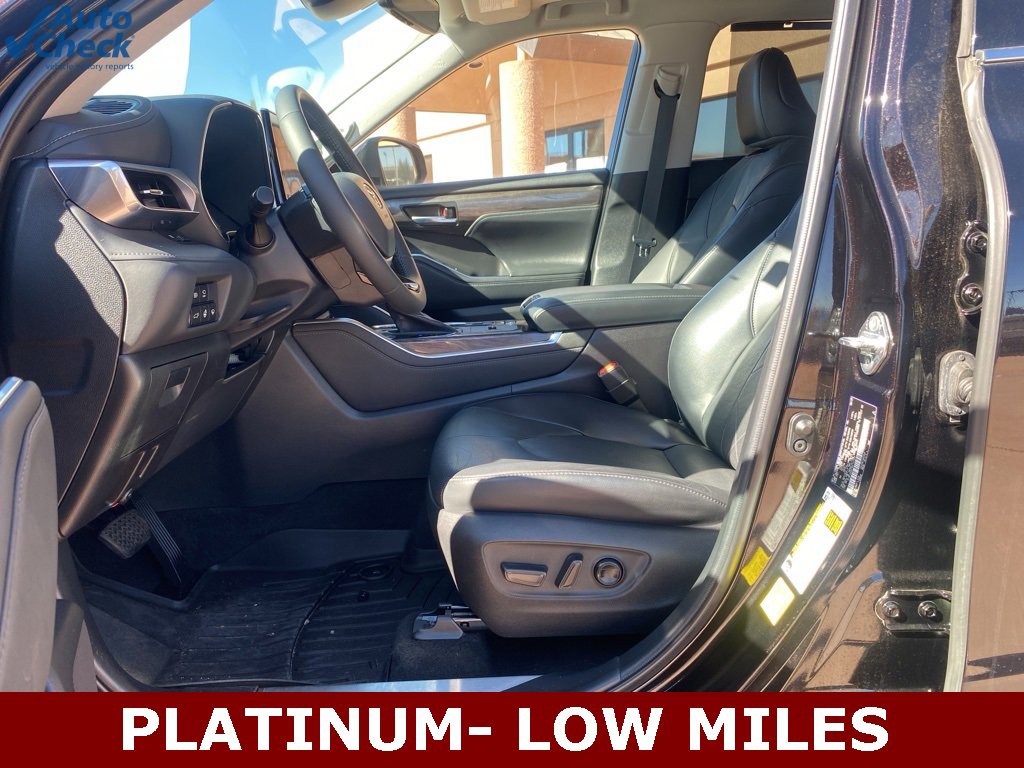 Used 2022 Toyota Highlander Platinum image 24