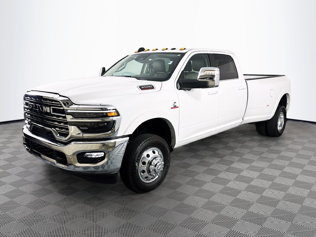 Used 2025 RAM 3500 Longhorn w/ Towing Technology Group AWD/4WD image 3