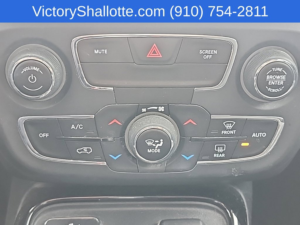 Used 2019 Jeep Compass Latitude FWD image 7