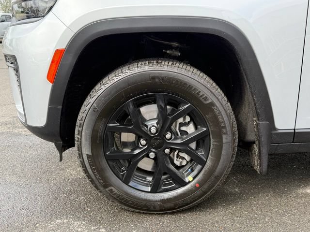 New 2026 Jeep Grand Cherokee L 4WD image 16