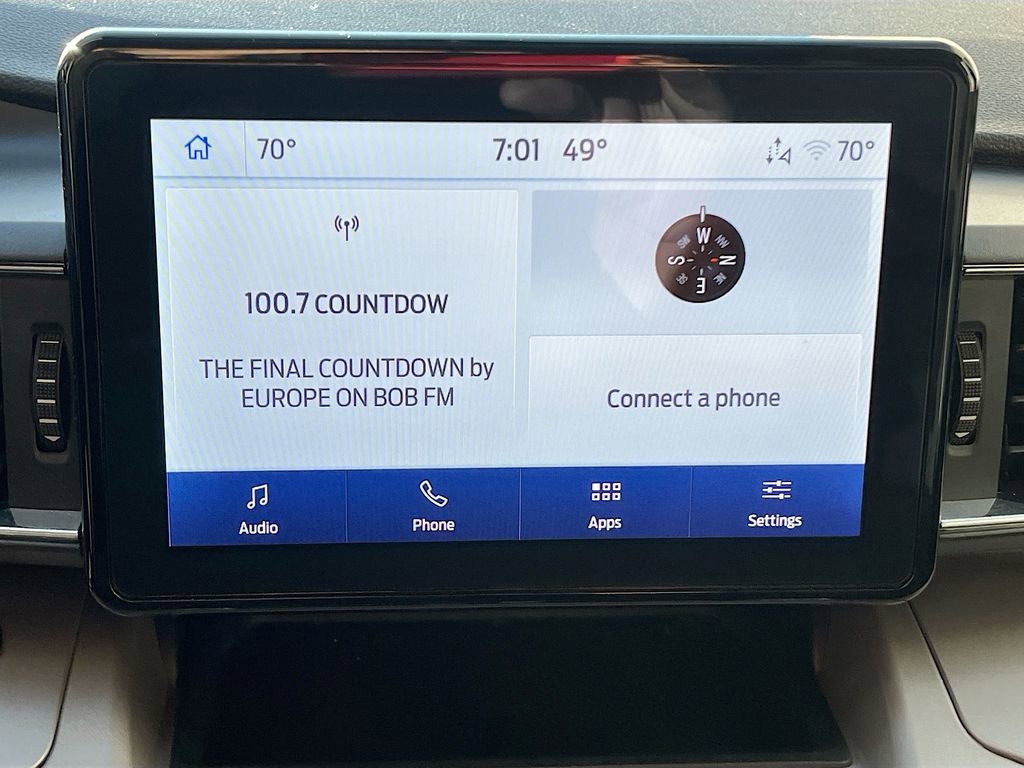 Used 2024 Ford Explorer XLT w/ Equipment Group 202A image 14