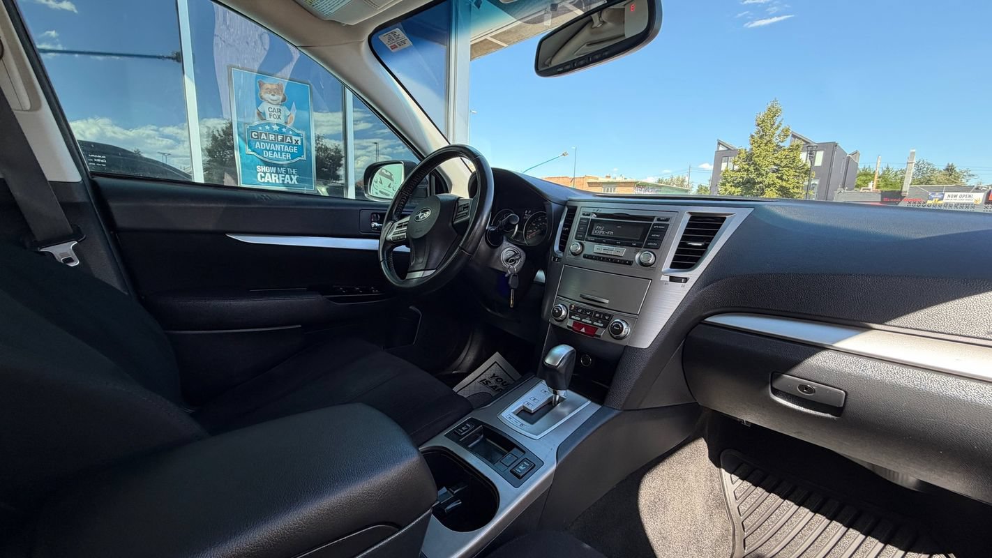 Used 2013 Subaru Outback 2.5i Premium w/ Popular Pkg 1B AWD/4WD image 16