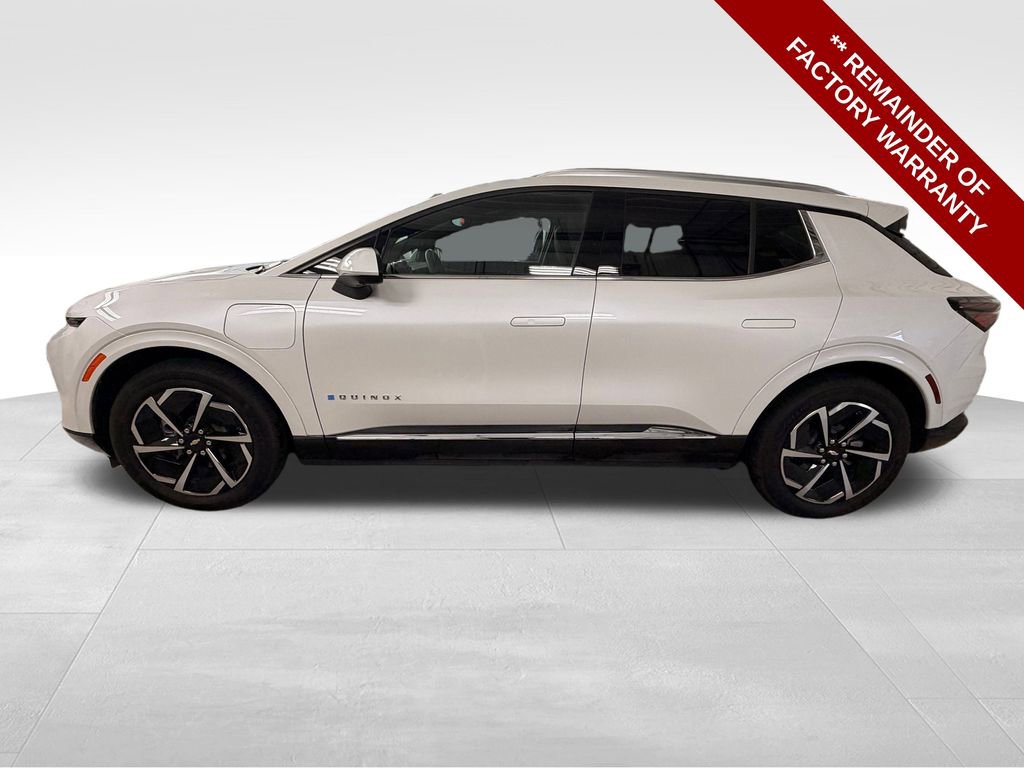 Used 2024 Chevrolet Equinox EV LT w/ LPO, Trailering Package image 2