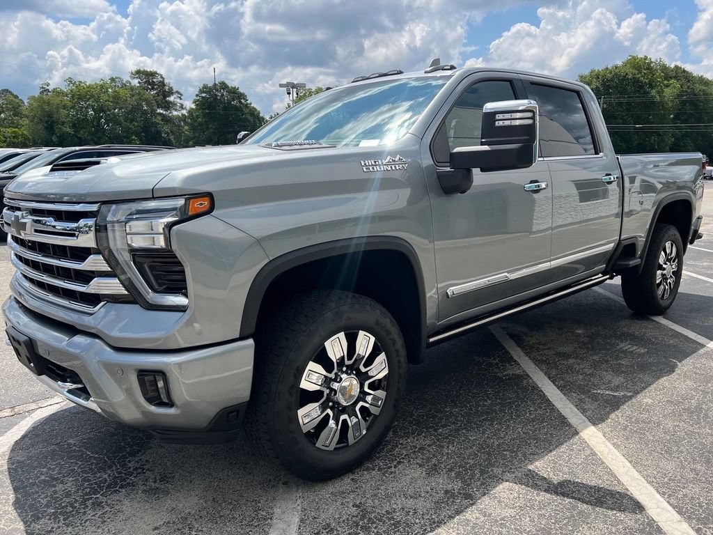 Used 2024 Chevrolet Silverado 2500 High Country w/ High Country Premium Package AWD/4WD image 24