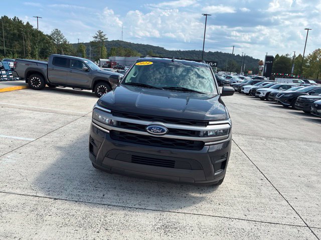 Used 2024 Ford Expedition XLT AWD/4WD image 5